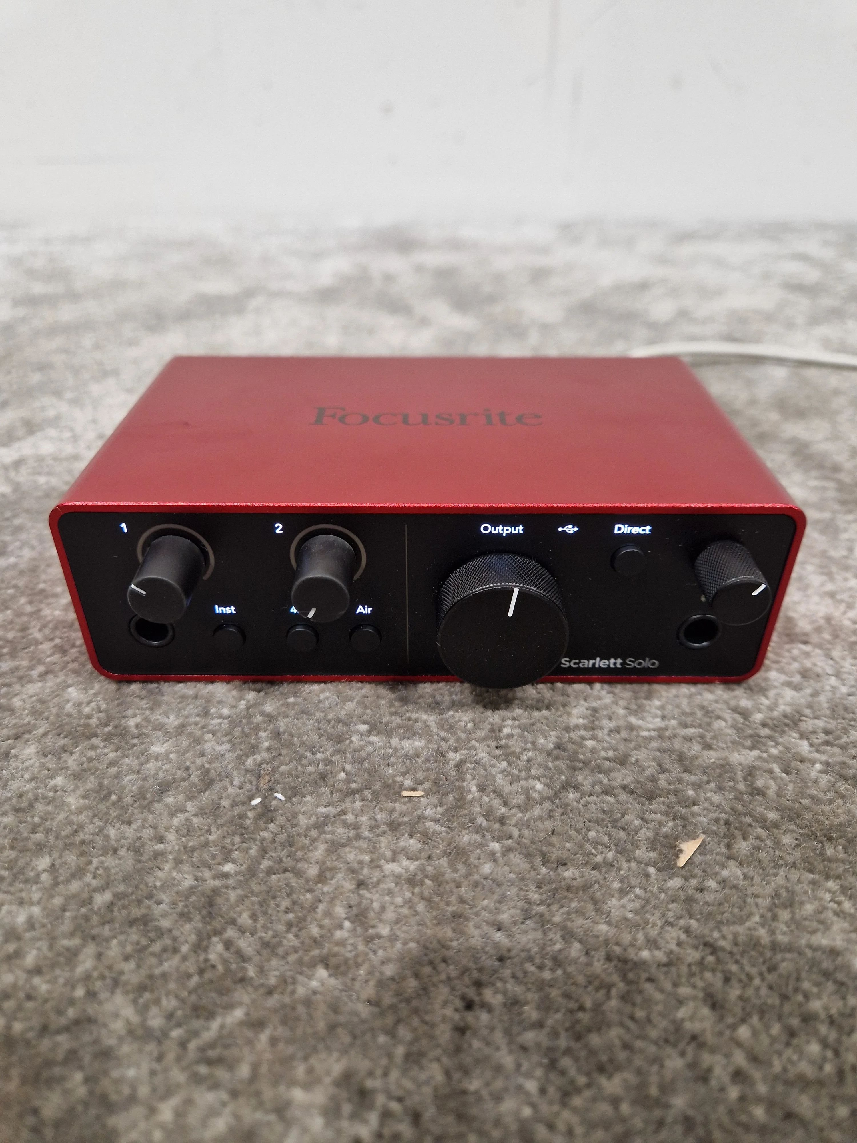 Focusrite Box Focusrite Scarlett Solo 4TH Gen - High-Resolution Audio Interface ...